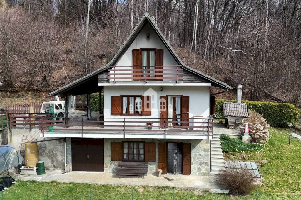 Facciata - Casa indipendente via Senta, 22, Alpette - foto 1