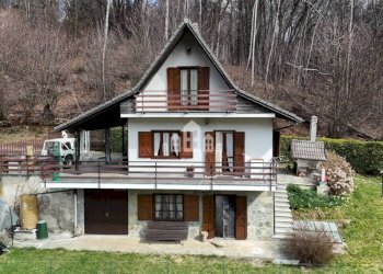 Facciata - Casa indipendente via Senta, 22, Alpette - foto 1