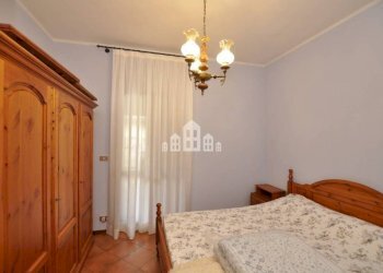Camera da letto - Casa indipendente via Senta, 22, Alpette - foto 11