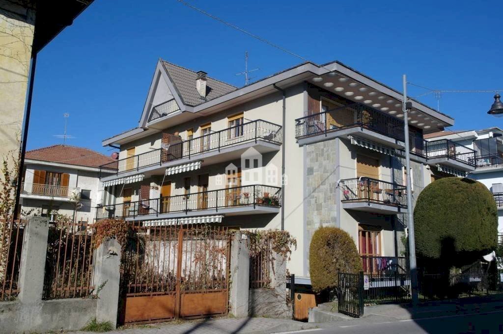 Facciata - Attic via XXIV Maggio, 12, Cuorgnè - photo 2