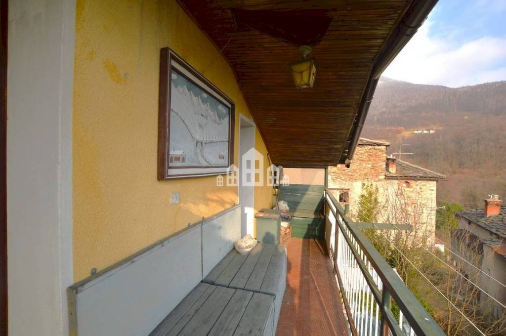 Balcone - Trilocale via Miniere, 4, Traversella - foto 3
