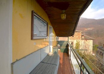 Balcone - Three-room apartment via Miniere, 4, Traversella - photo 3