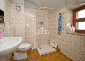 Bagno - Three-room apartment via Miniere, 4, Traversella - photo 16