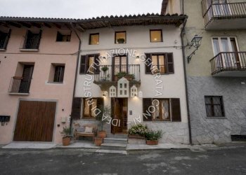 Facciata - Independent house via Cesare Battisti, 11, Valperga - photo 2