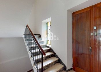 Interno palazzo - Casa indipendente via Stazione, 16, Quincinetto - foto 3