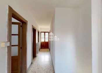 Corridoio - Casa indipendente via Stazione, 16, Quincinetto - foto 18