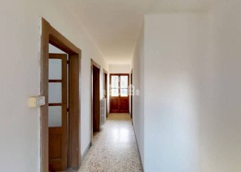 Corridoio - Casa indipendente via Stazione, 16, Quincinetto - foto 31