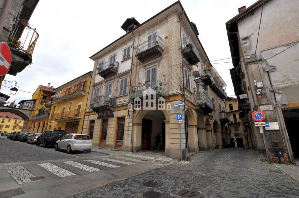 Negozio via Arduino, 39, Cuorgnè - foto 1