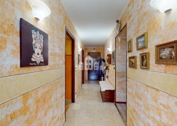 Corridoio - Appartamento Frazione Marietti, 2, Forno Canavese - foto 12