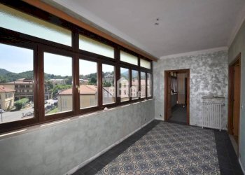 Veranda - Appartamento via Milite Ignoto, 1, Cuorgnè - foto 3