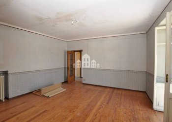 Camera da letto - Appartamento via Milite Ignoto, 1, Cuorgnè - foto 19