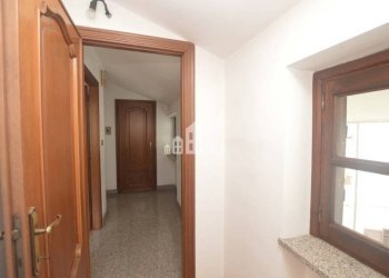 Corridoio - Casa indipendente via Roma, 41, Pratiglione - foto 16