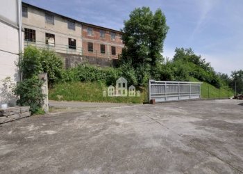 Cortile interno - Casa indipendente via Roma, 41, Pratiglione - foto 23