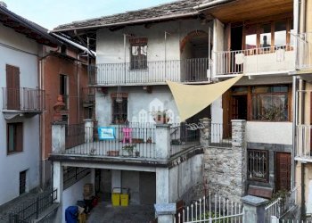 Facciata - Casa indipendente via Garibaldi, 24, Rueglio - foto 43