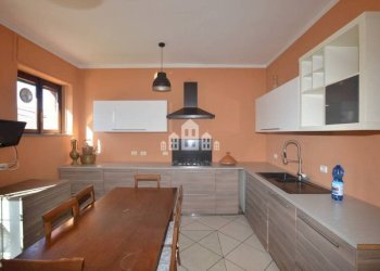 Cucina - Villa via xxv luglio, 95, San Giusto Canavese - foto 6