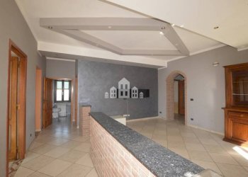 Salone - Villa via xxv luglio, 95, San Giusto Canavese - foto 8