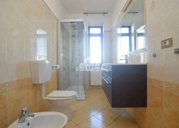 Bagno - Villa via xxv luglio, 95, San Giusto Canavese - foto 17