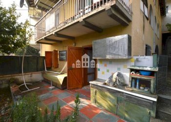 Giardino - Three-room apartment via Miniere, 4, Traversella - photo 3