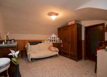 Salone - Three-room apartment via Miniere, 4, Traversella - photo 9