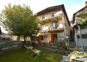 Facciata - Three-room apartment via Miniere, 4, Traversella - photo 17