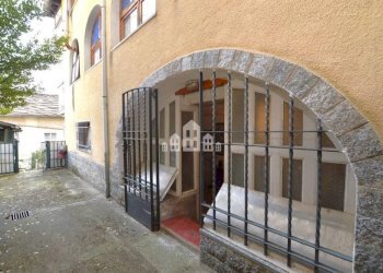 Ingresso - Three-room apartment via Miniere, 4, Traversella - photo 19