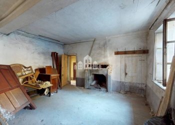 Stanza arredata - Independent house Antonio Giono, 6, Valchiusa - photo 18