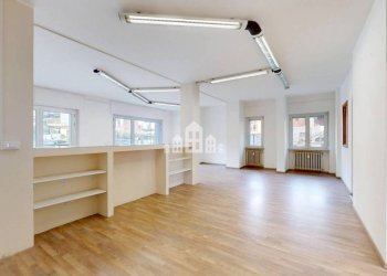 Ufficio - Negozio via Sant'Erasmo, 85, Pont-Saint-Martin - foto 10