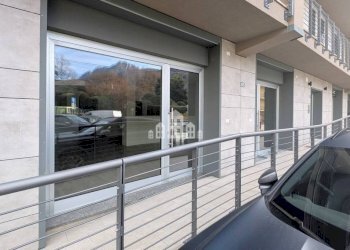 Terrazzo - Negozio via Sant'Erasmo, 85, Pont-Saint-Martin - foto 21