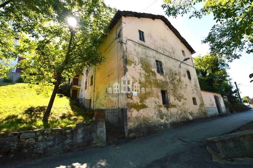Facciata - Casa indipendente via Enzo Migliore, 1, Brosso - foto 1