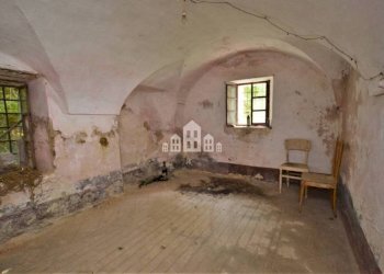 Magazzino - Casa indipendente via Enzo Migliore, 1, Brosso - foto 9