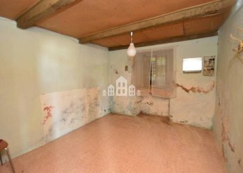 Stanza non arredata - Casa indipendente via Enzo Migliore, 1, Brosso - foto 12