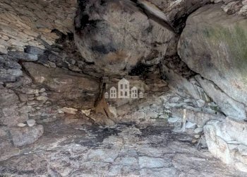 Cantina - Rustic Località Acqua Bianca, snc, Val di Chy - photo 10