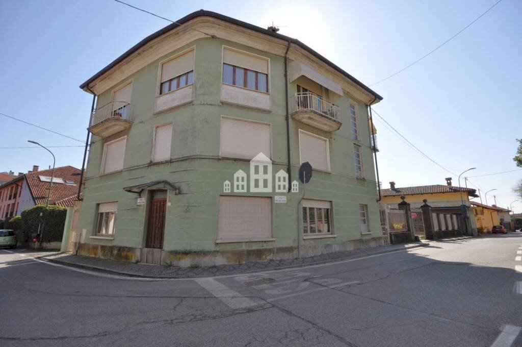 Facciata - Four-room apartment via Marconi, 1, Valperga - photo 3
