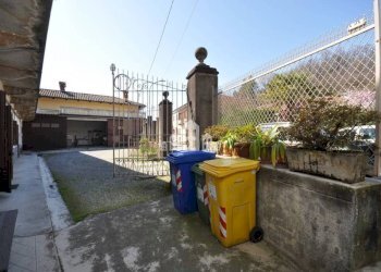 Cortile interno - Quadrilocale via Marconi, 1, Valperga - foto 20