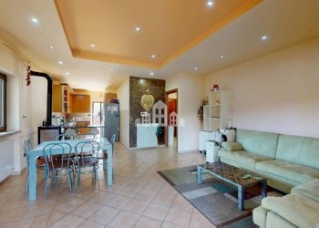 Salone - Villa Frazione Braida, 21B, Canischio - photo 24