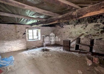 Stanza non arredata - Independent house vicolo Brofferio, snc, Traversella - photo 18