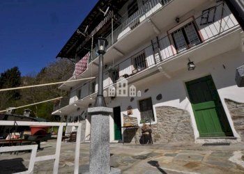 Facciata - Casa indipendente Località Vasario, snc, Sparone - foto 2