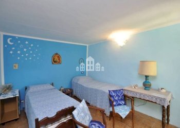 Camera da letto - Casa indipendente Località Vasario, snc, Sparone - foto 29