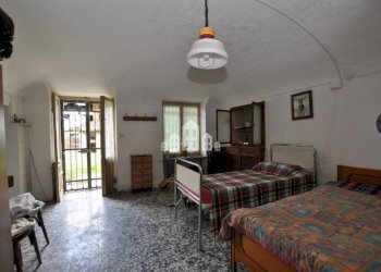 Camera da letto - Independent house Frazione Spineto, Snc, Castellamonte - photo 11