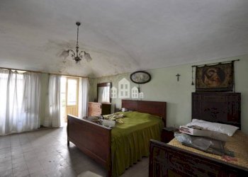 Camera da letto - Independent house Frazione Spineto, Snc, Castellamonte - photo 14