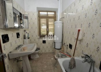 Bagno - Independent house Frazione Spineto, Snc, Castellamonte - photo 17