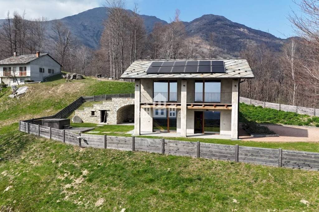 Facciata - Villa Regione ronco, 21, Valchiusa - photo 1