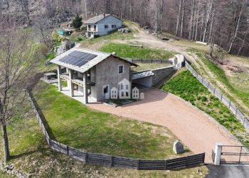 Facciata - Villa Regione ronco, 21, Valchiusa - photo 6