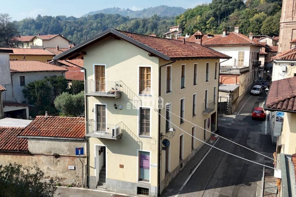 Facciata - Trilocale vicolo Barucco, 2, Valperga - foto 2