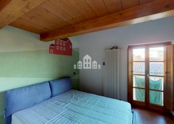 Camera da letto - Three-room apartment vicolo Barucco, 2, Valperga - photo 13