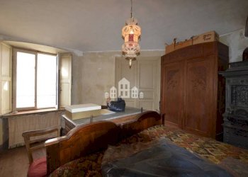 Camera da letto - Four-room apartment via Monte Marzo, 100, Valchiusa - photo 14