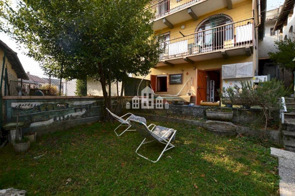 Giardino - Trilocale via Miniere, 4, Traversella - foto 3