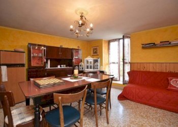 Salone - Three-room apartment via Miniere, 4, Traversella - photo 6