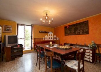 Salone - Three-room apartment via Miniere, 4, Traversella - photo 7