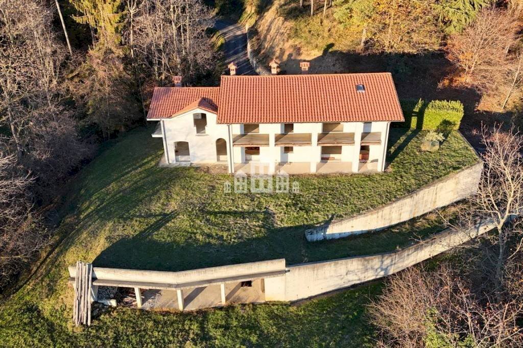 Facciata - Villa via Cuorgnè, 10, Borgiallo - foto 1